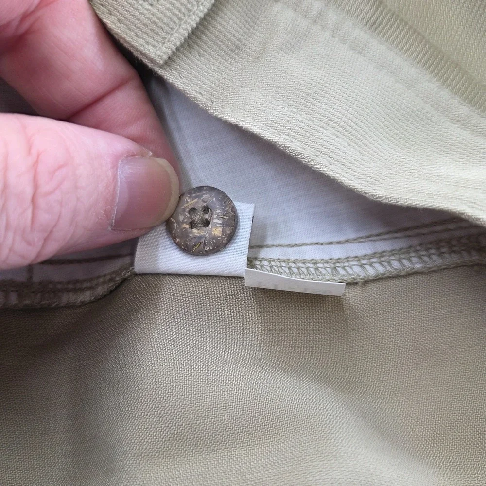 Linguine & Bob Mens 36 Beige Pleated Front Vintage Hong Kong Shorts